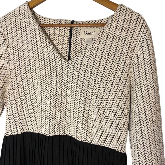 Ganni Anthropologie Jacquard Jersey Knife Pleated Dress Black White Size Medium - Picture 3 of 14